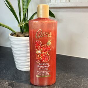 NEW Caress TAHITIAN RENEWAL Pomegranate Coconut‎ Milk Exfoliating Body Wash 18oz
